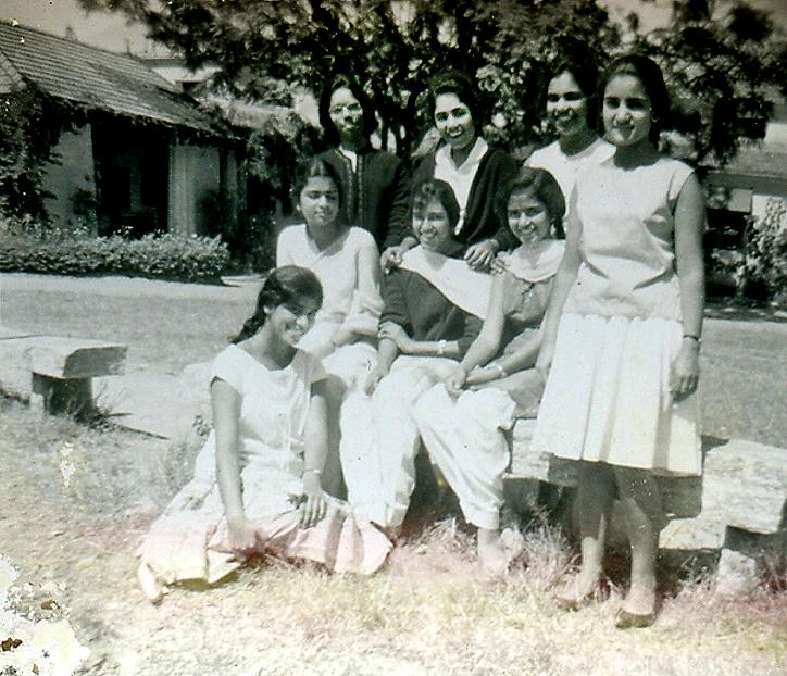 Boarders, Standing - Unknown, Meera Nair, Vineeta Das, Hansa Ranchod; Sitting - Annu Kurivilla, Hema Krishnayya, Hima Bhandari, Mary Mathews (1964)