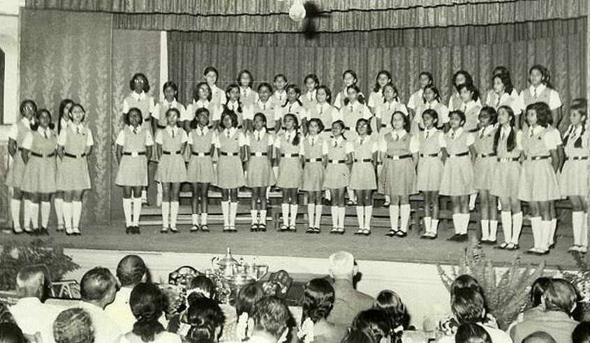 1976choir_hall